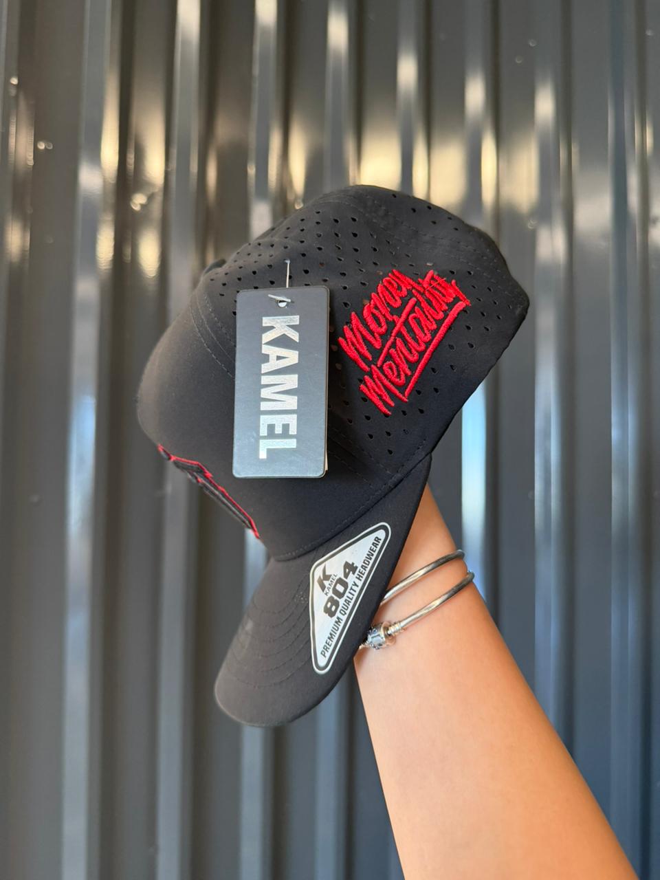 Trt Gorra Negra Con Rojo