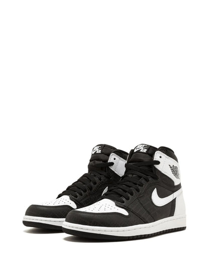 CT Jordan 1 Retro High Re2Pect (Derek Jeter)
