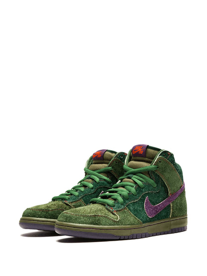 Nike SB Dunk High Skunk 420