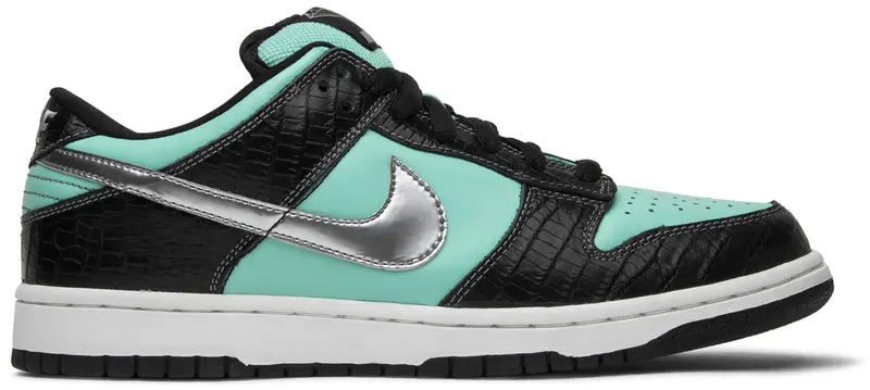 Tiffany & Co. Nike SB Dunk Low Tiffany Diamond Supply Co.