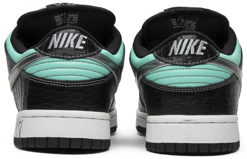 Tiffany & Co. Nike SB Dunk Low Tiffany Diamond Supply Co.